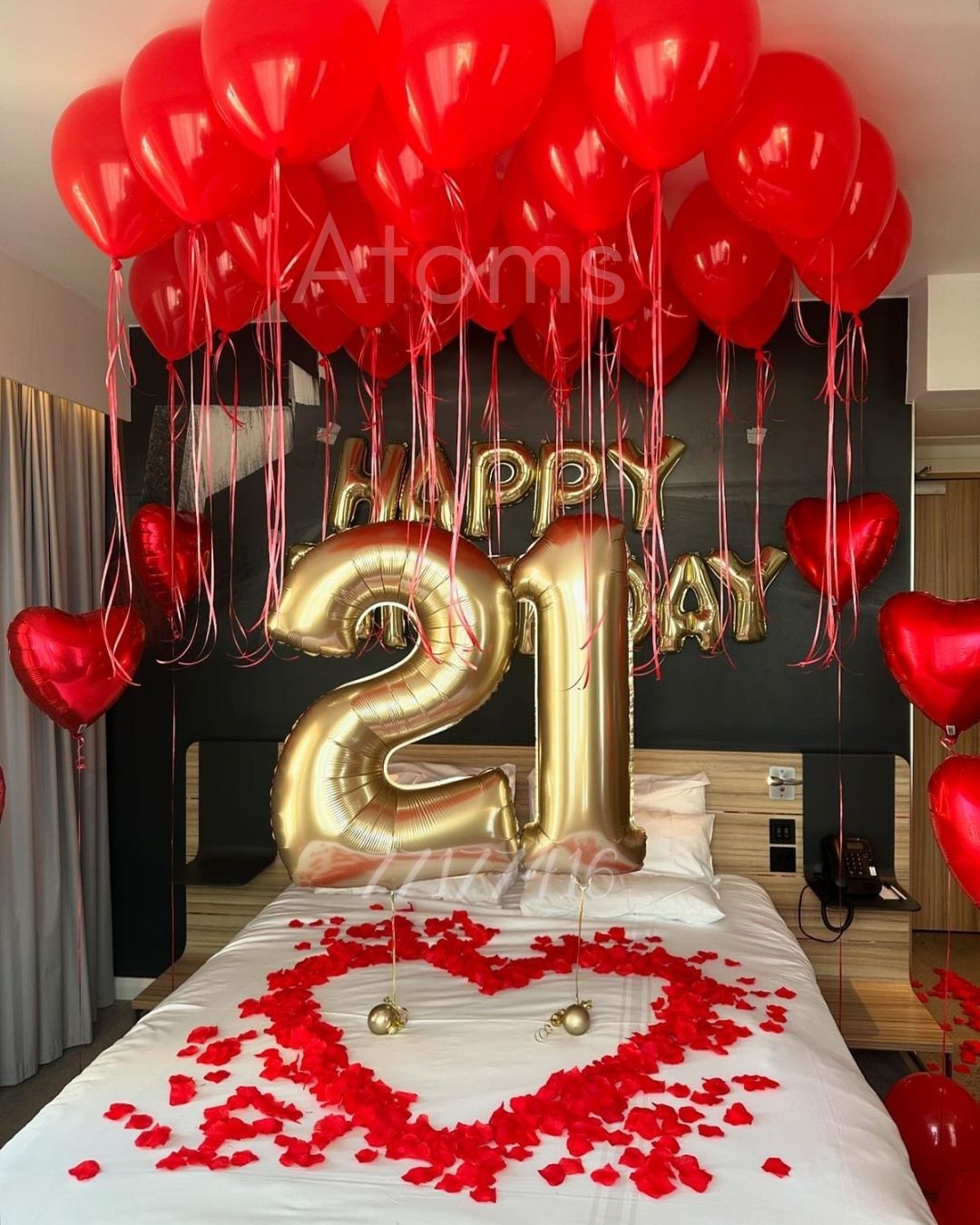 مجموعة بالونات الهيليوم الزرقاء