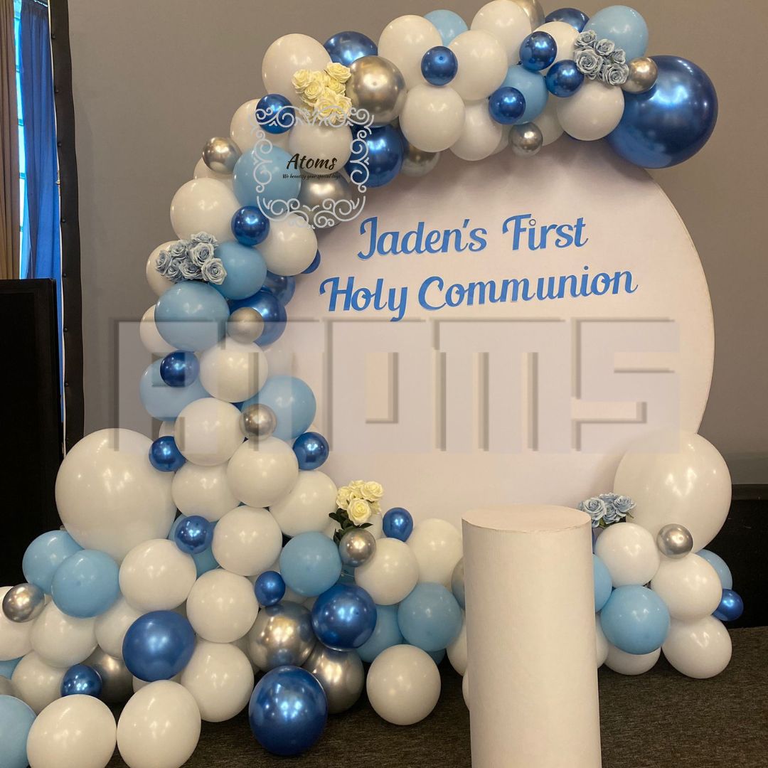 إعداد بلاتيني للترحيب بالصبي ذي الطابع الأزرق