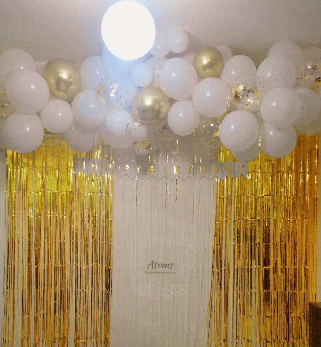 ديكور البالون الأبيض