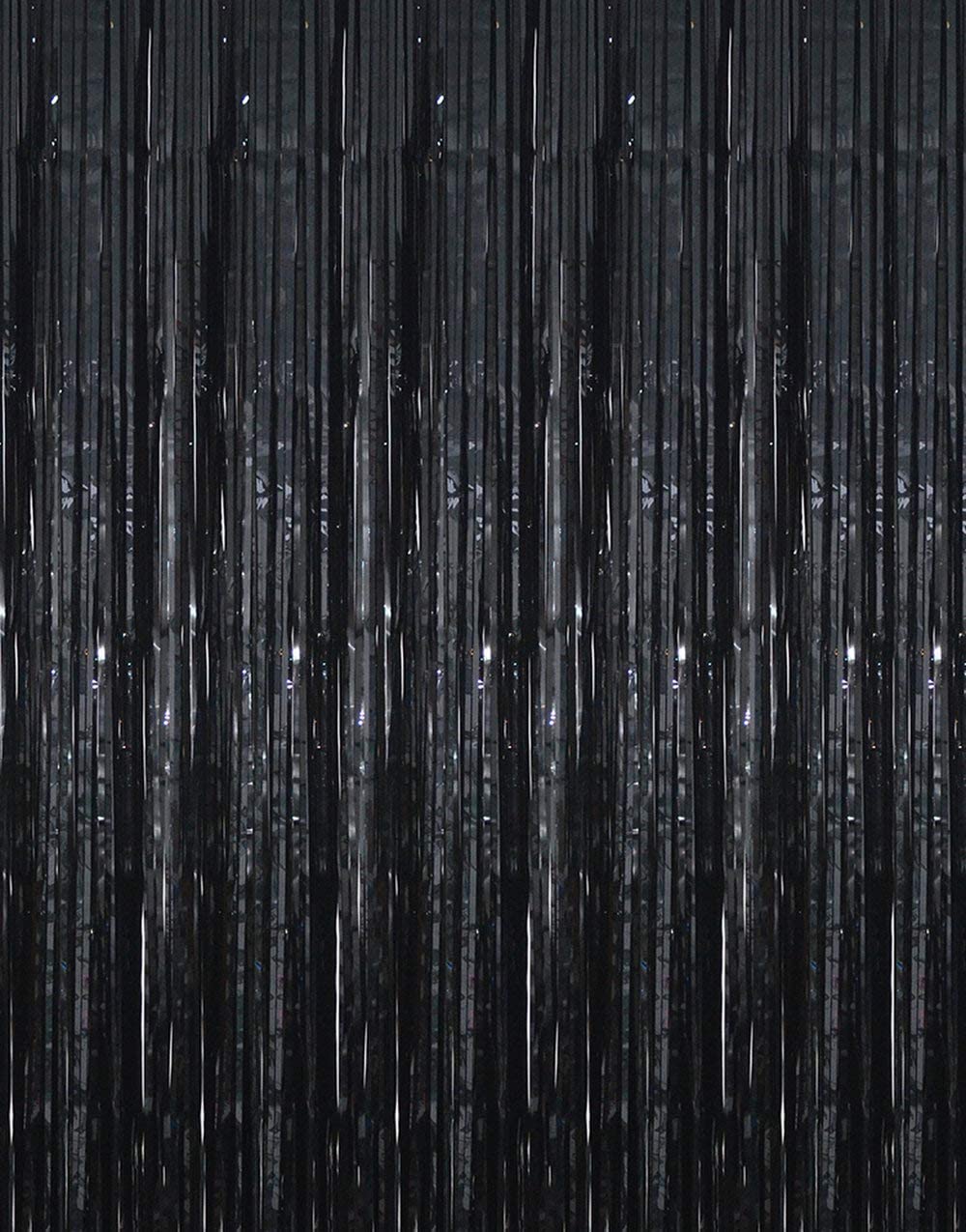 ستارة من رقائق معدنية باللون الأسود الباستيل