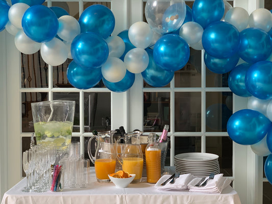 Pearl blue & white Balloon Garland
